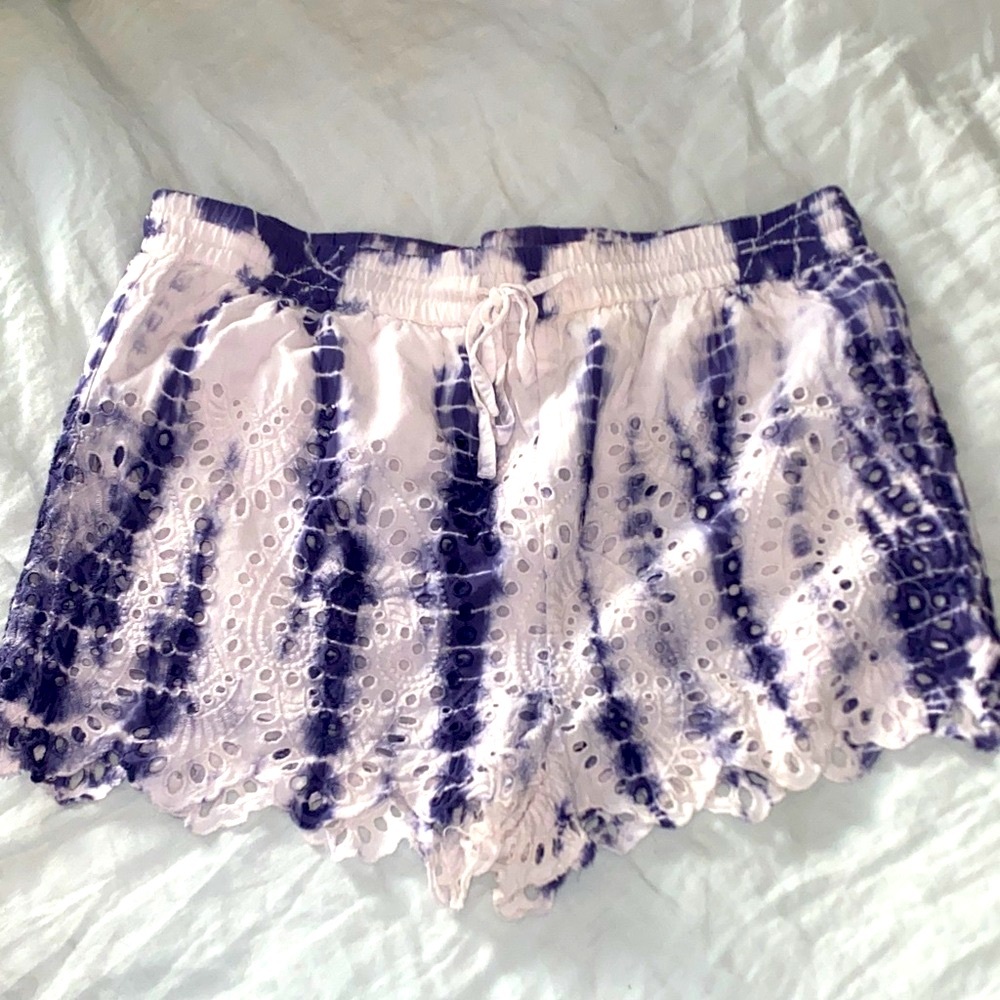 Topshop Indigo Blue and White Tie-Dye Eyelet Shorts